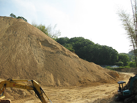 岡山県笠岡市馬飼越[採取山]